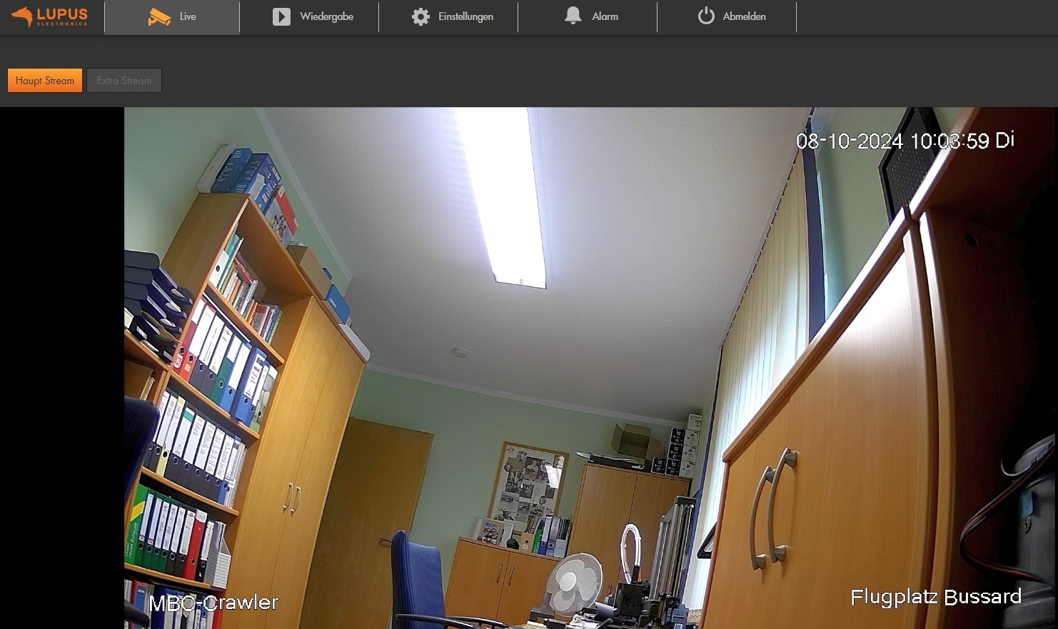 Bild-1 Schreibtisch.jpg