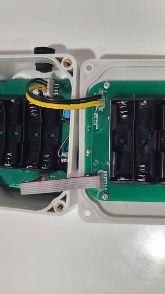 ws6210-inside.jpg ws6210-inside.jpg